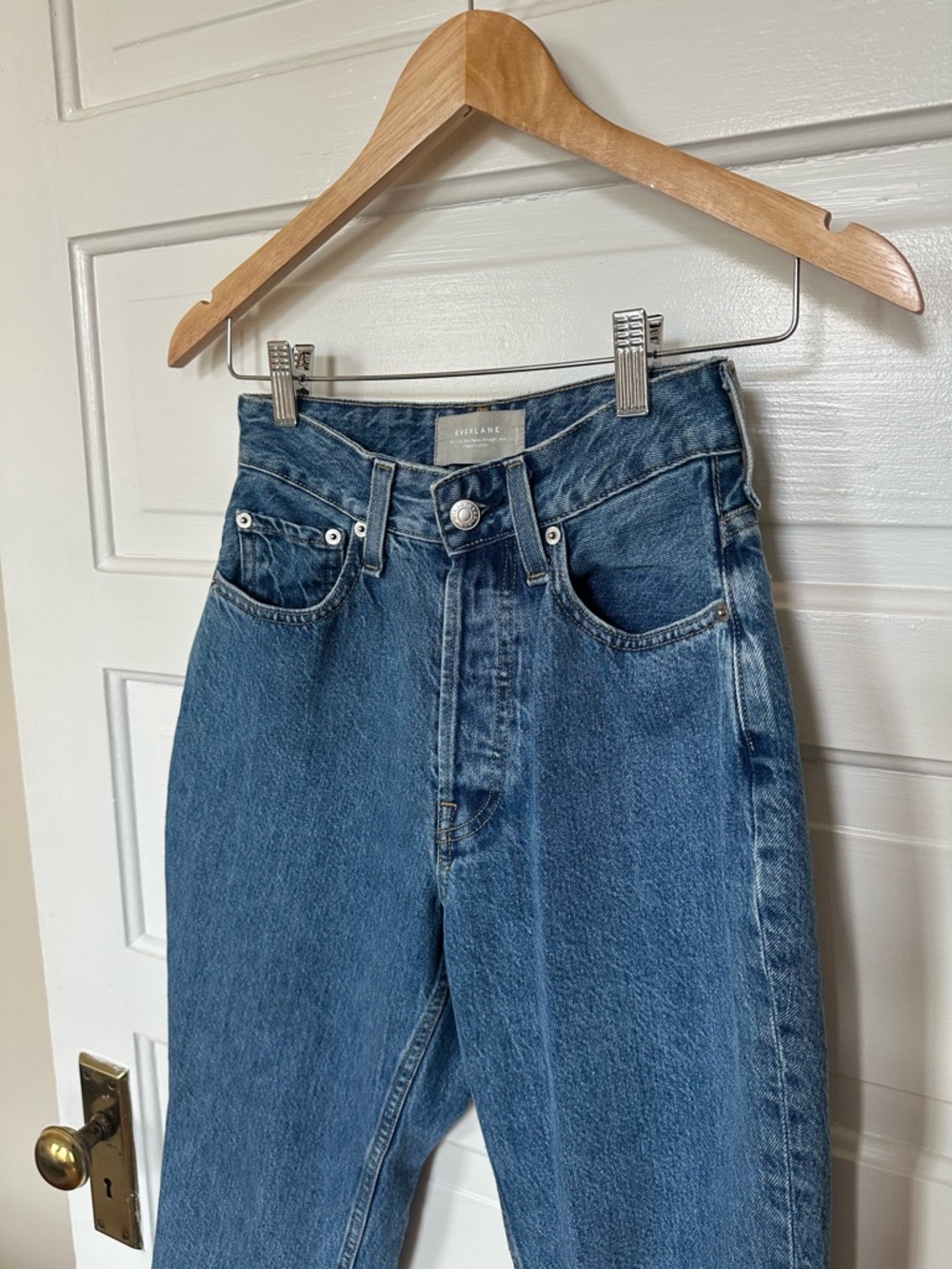 Everlane “The Curvy 90s Cheeky Straight Jean”